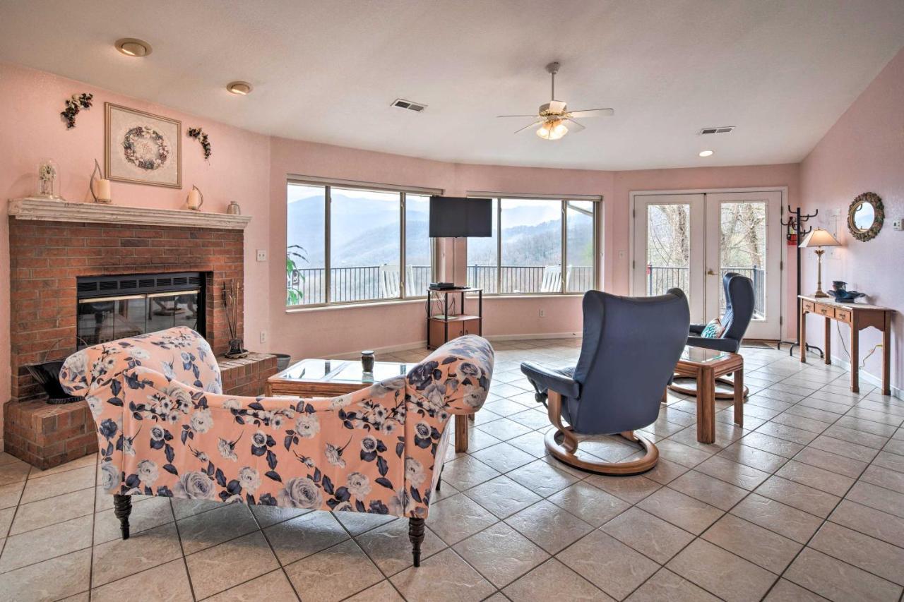 Charming Burnsville Apt With Mountain Views And Deck! Ngoại thất bức ảnh
